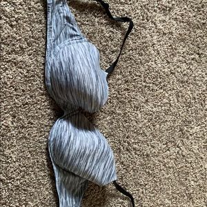 Black and white vs pink bra